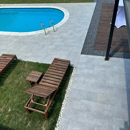 22 Popovica Villa